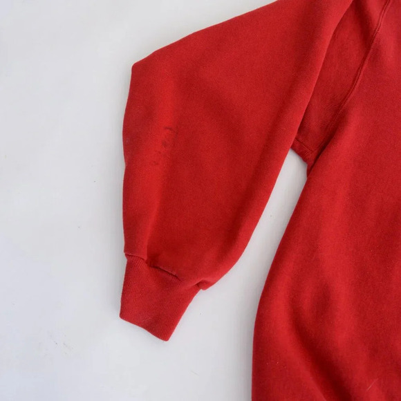 Vintage Jerzees Red Embroidered Hard Rock Chicago Crewneck Sweater XL - Picture 8 of 12